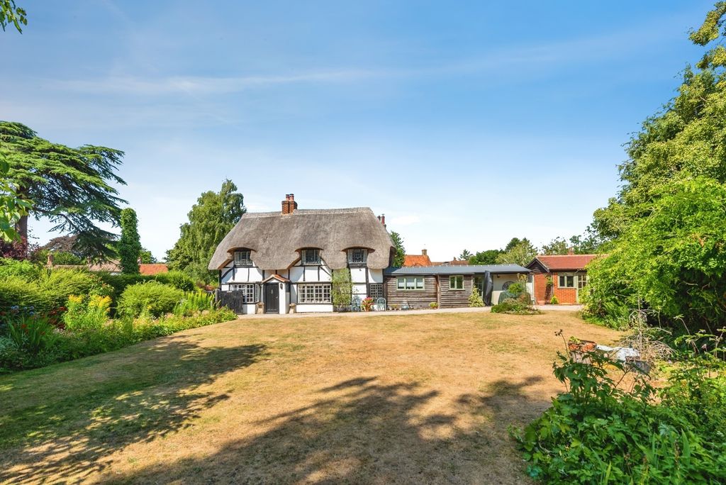 Property photo 1 of 29 External