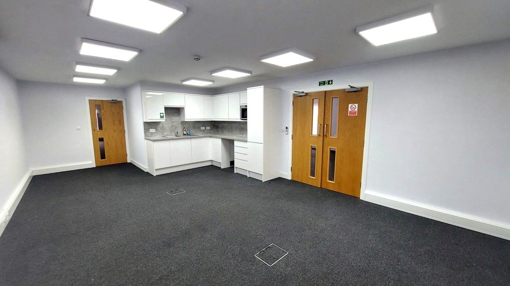 Property photo 3 of 7 Photo 3