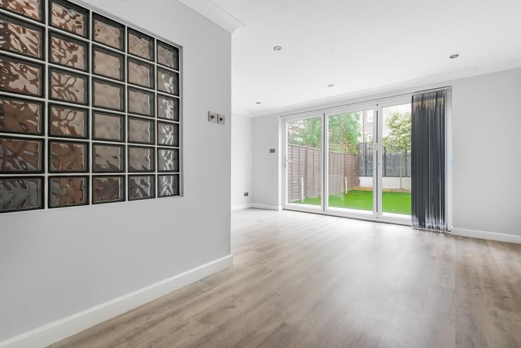 Property photo 2 of 11 Reception Room