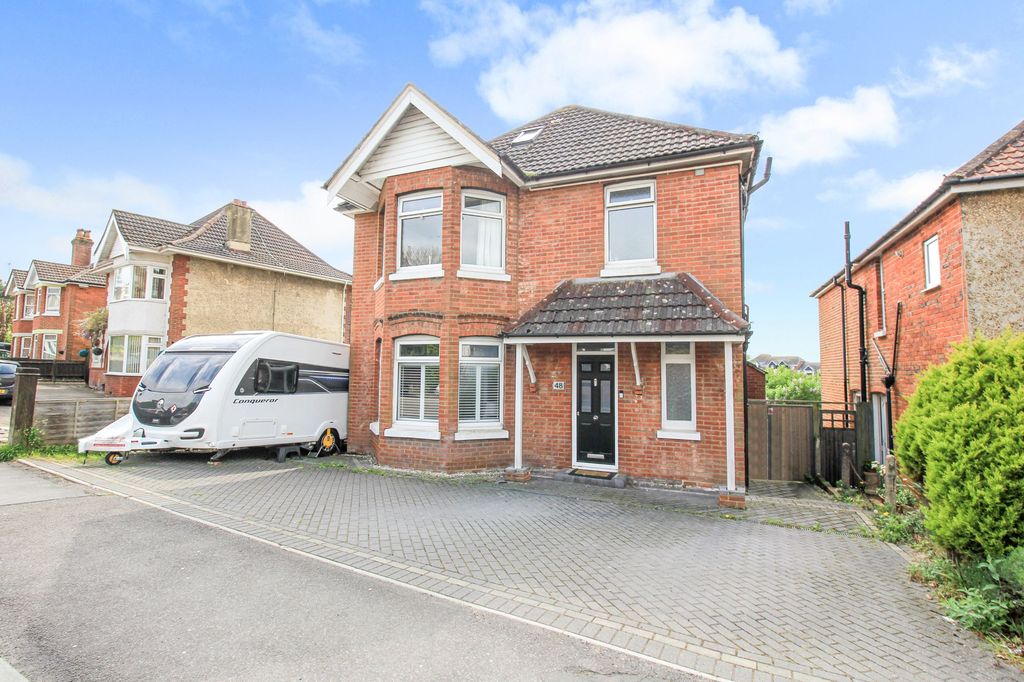 Property photo 1 of 24
