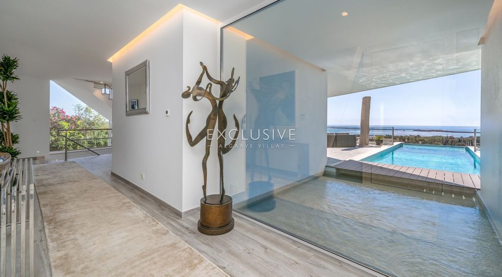 Property photo 3 of 39