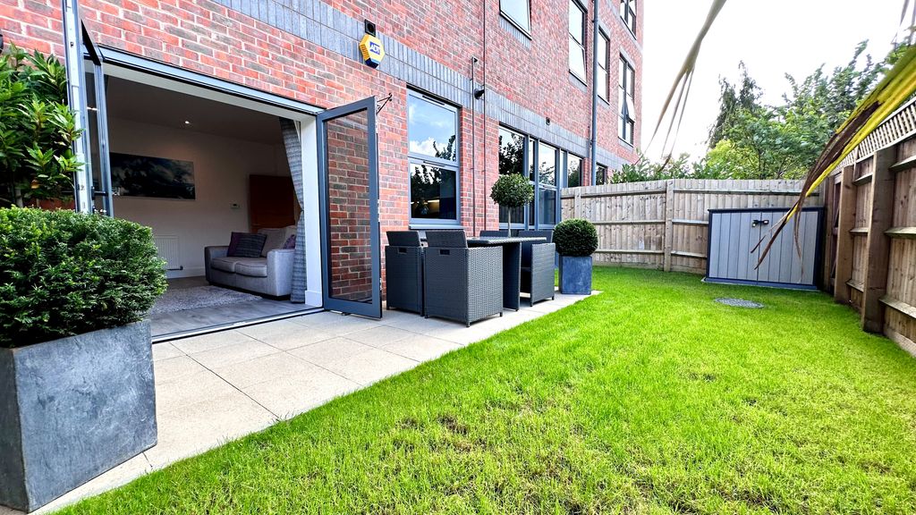 Property photo 1 of 14