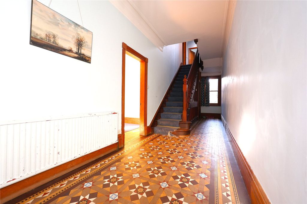 Property photo 2 of 25 Picture No. 03