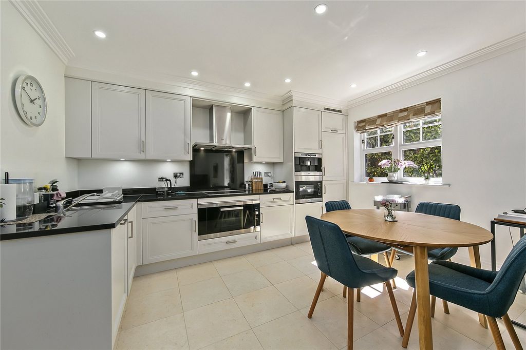 Property photo 3 of 18 Picture No. 07