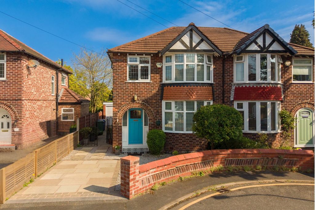 Property photo 1 of 30