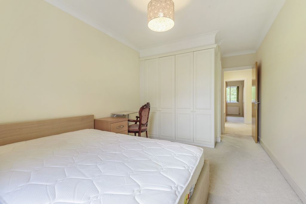 Property photo 3 of 6 916436 (4)