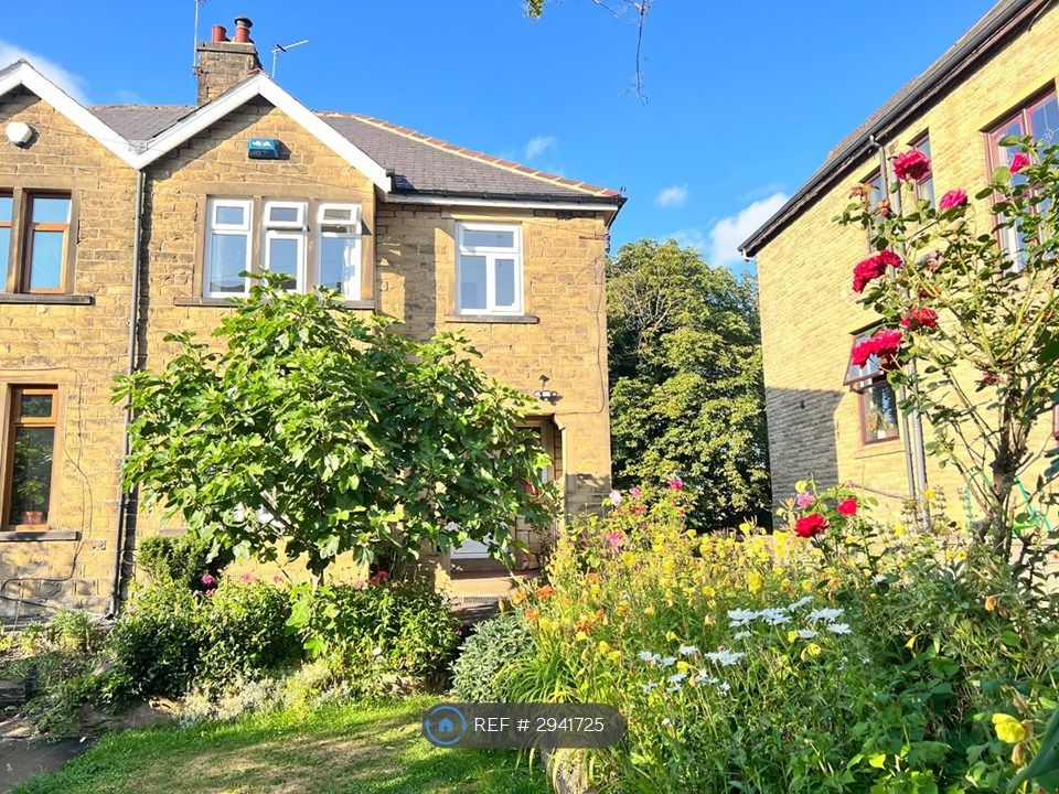 Property photo 2 of 13
