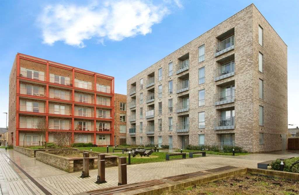 Property photo 1 of 11