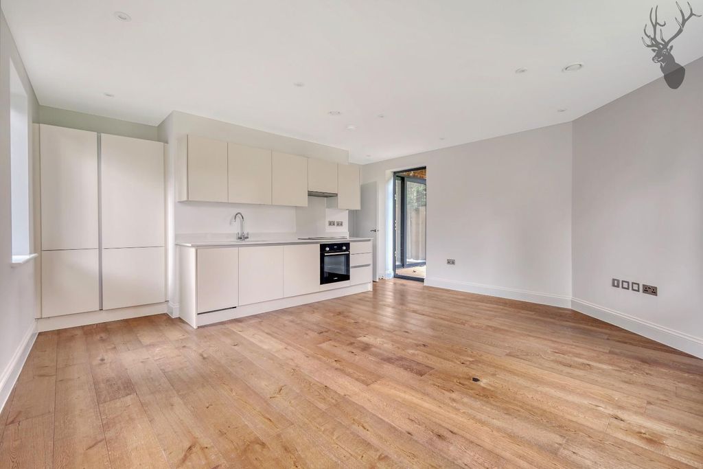 Property photo 2 of 10 44_Img_5376_9 Copy.Jpg