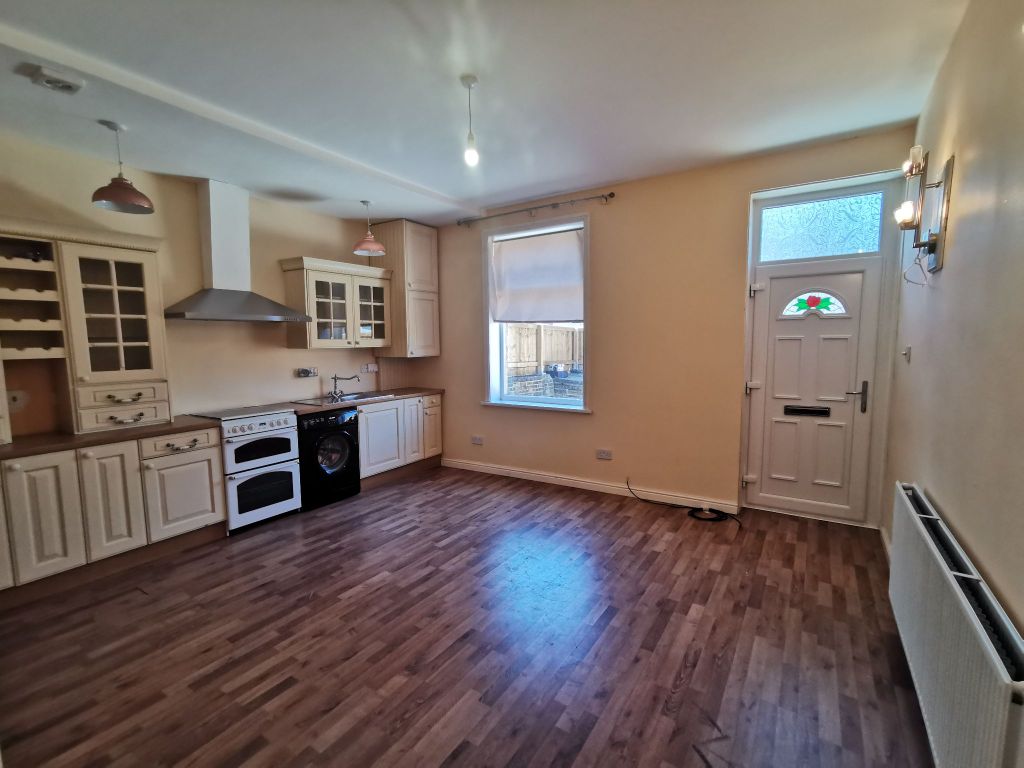 Property photo 3 of 14 Photograph 3