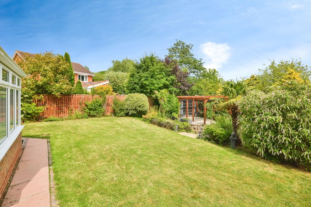 Property photo 2 of 17 Photo