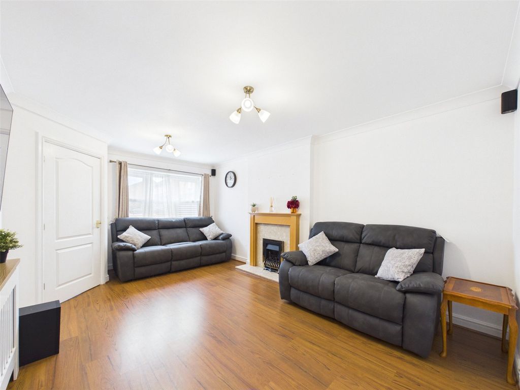 Property photo 3 of 21 Picture No. 13