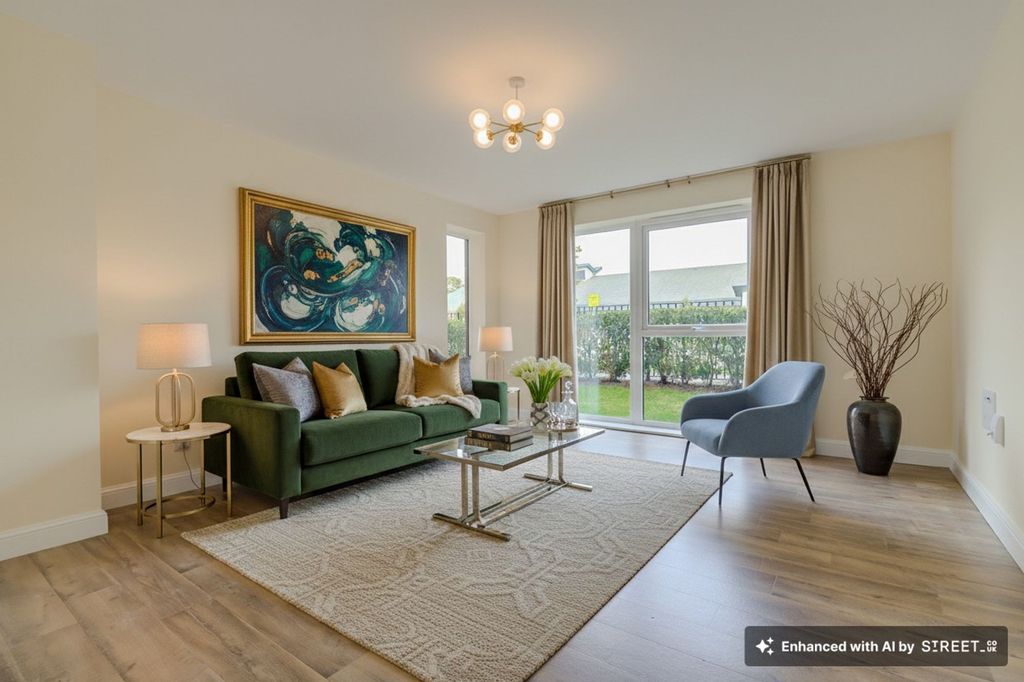 Property photo 3 of 8