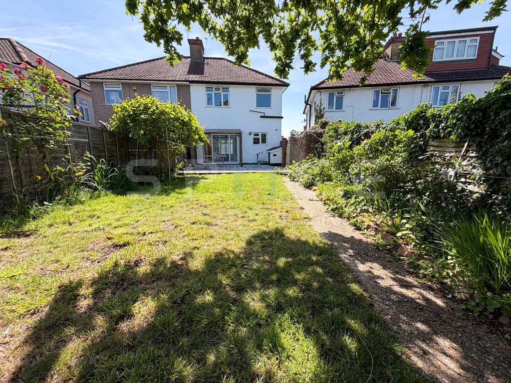Property photo 2 of 26 Rear Garden