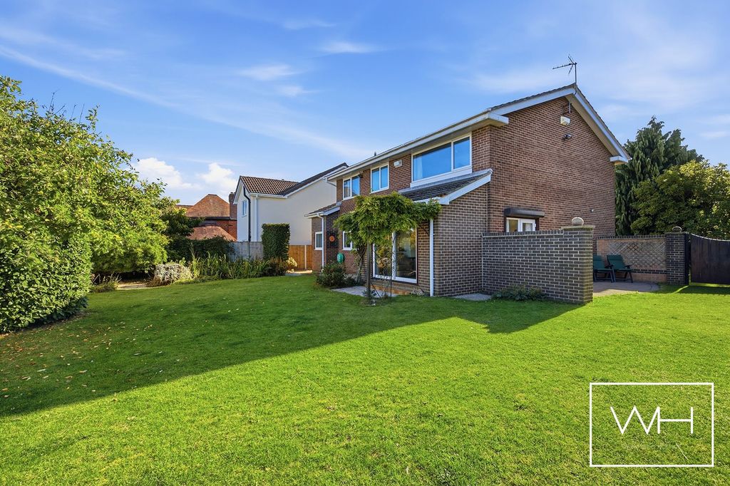 Property photo 2 of 20 26 New Lane, Sprotbrough 29