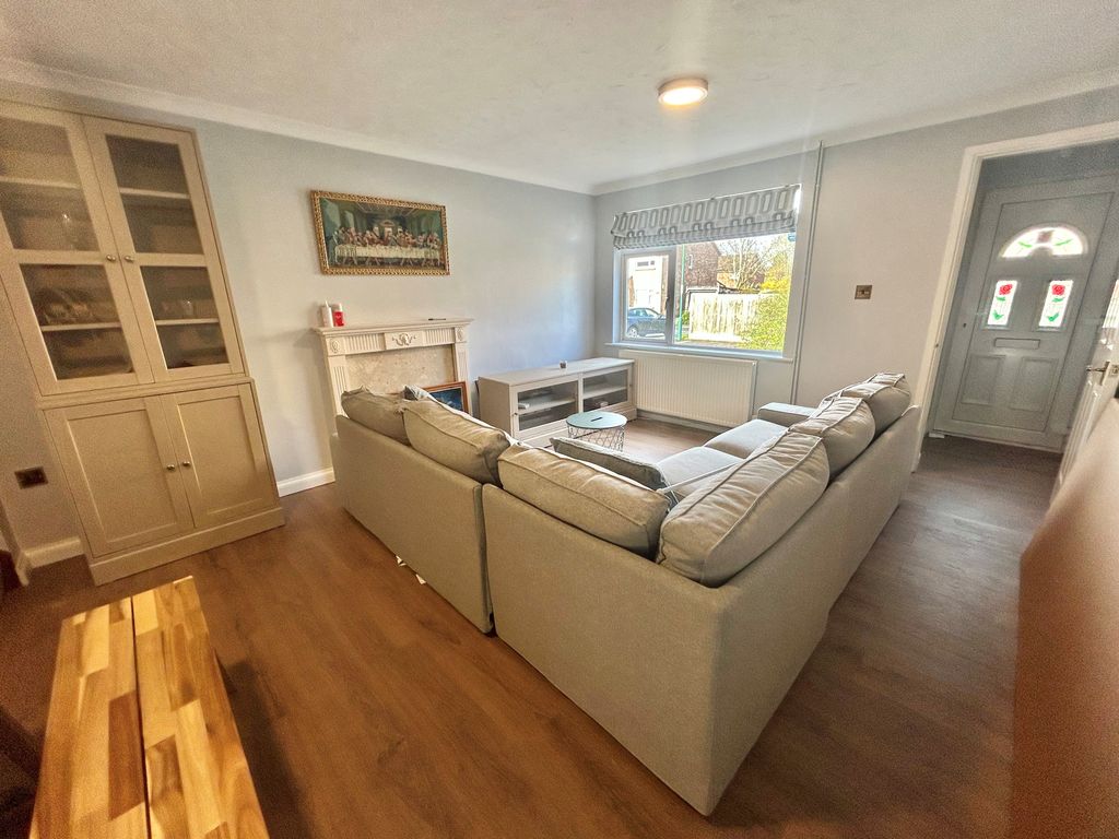 Property photo 3 of 13 Image