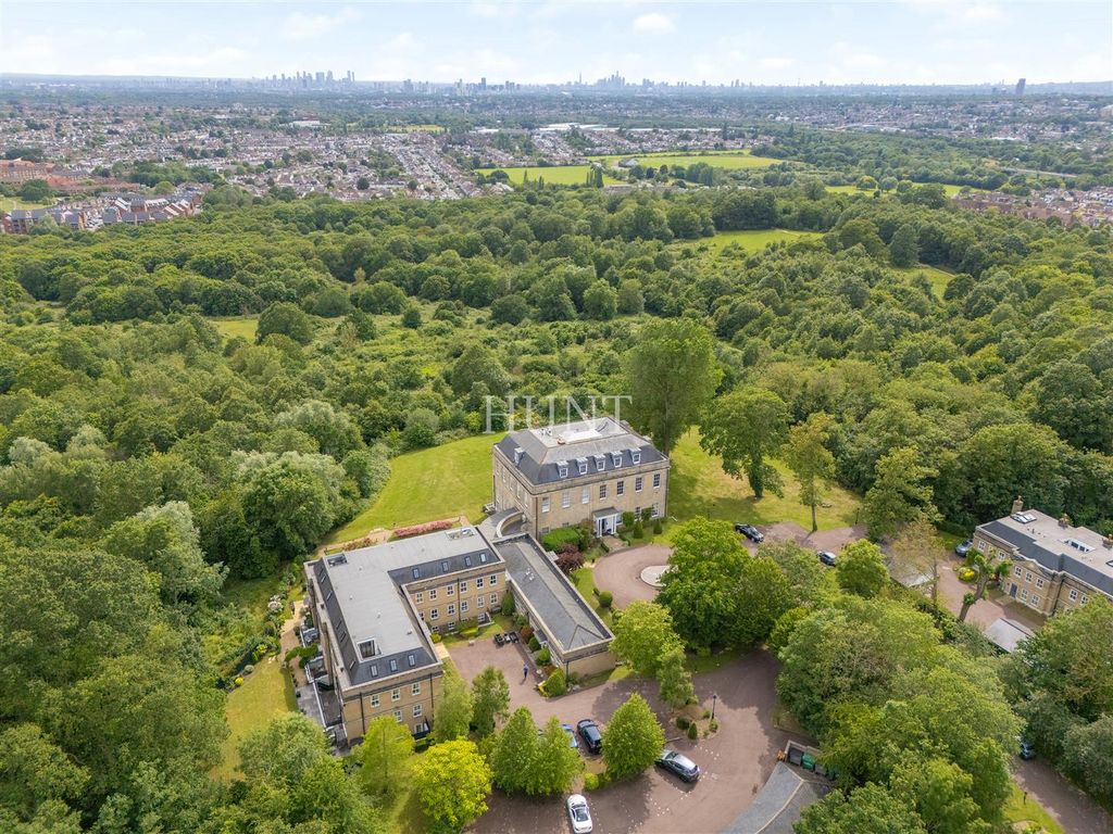 Additional image 38 of 4 bed flat for saleRegents Drive, Repton Park, Woodford Green, Essex IG8