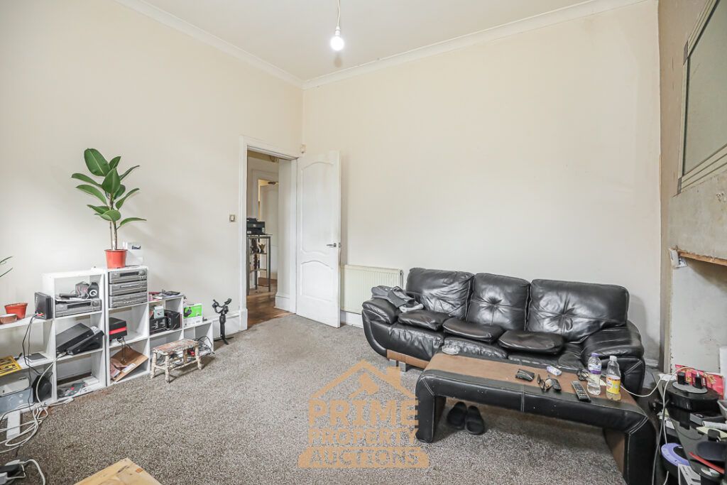 Property photo 2 of 37