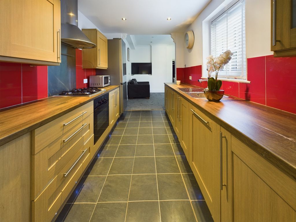 Property photo 3 of 26