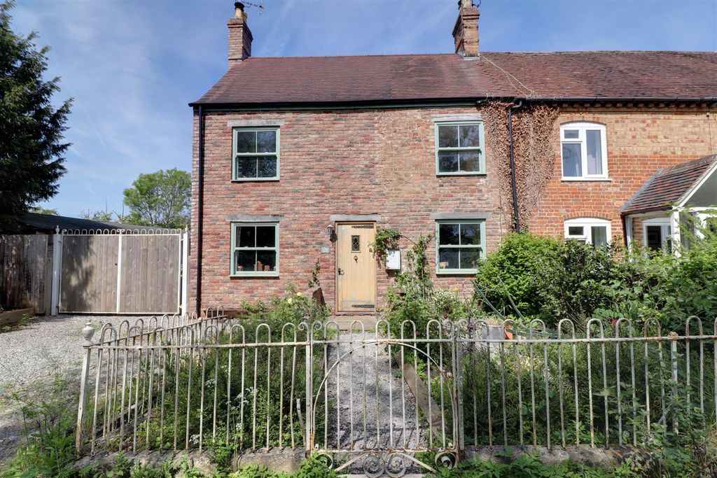 Property photo 1 of 25