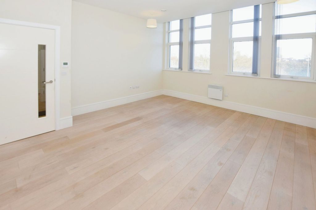 Property photo 2 of 15 Picture No. 08