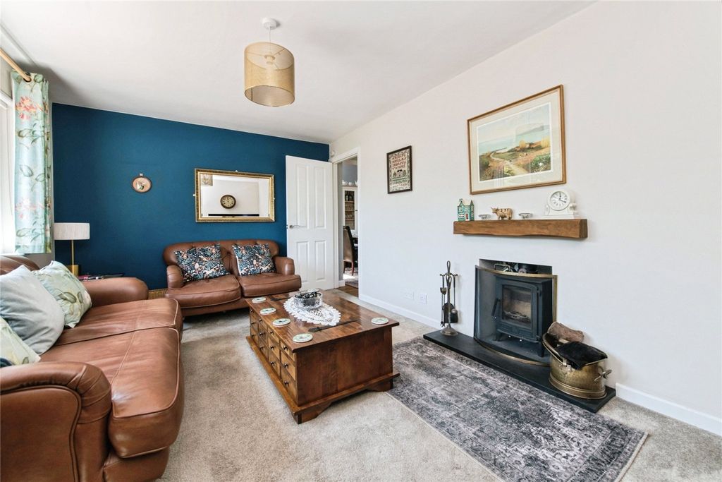 Property photo 3 of 17 Picture No. 33