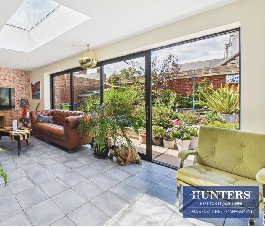 Property photo 3 of 18