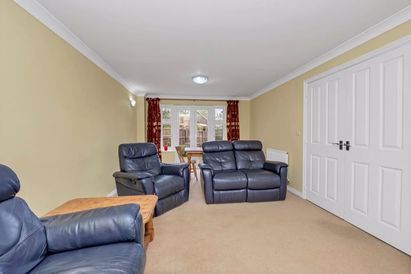 Property photo 3 of 26 Sitting Room