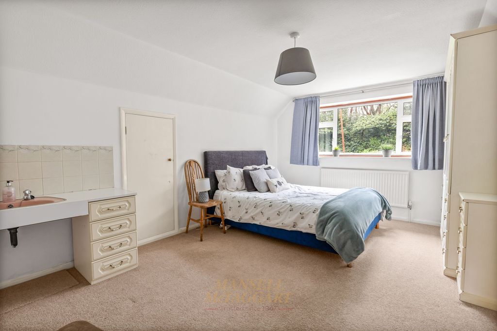 Additional image 23 of 6 bed detached house for saleImberhorne Lane, East Grinstead RH19