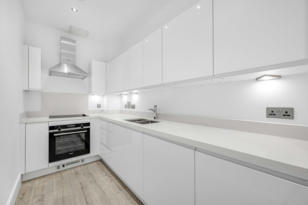 Property photo 2 of 13 Kfh_Flat_20_St_Andre