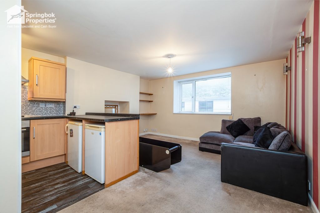 Property photo 3 of 12 Image 3