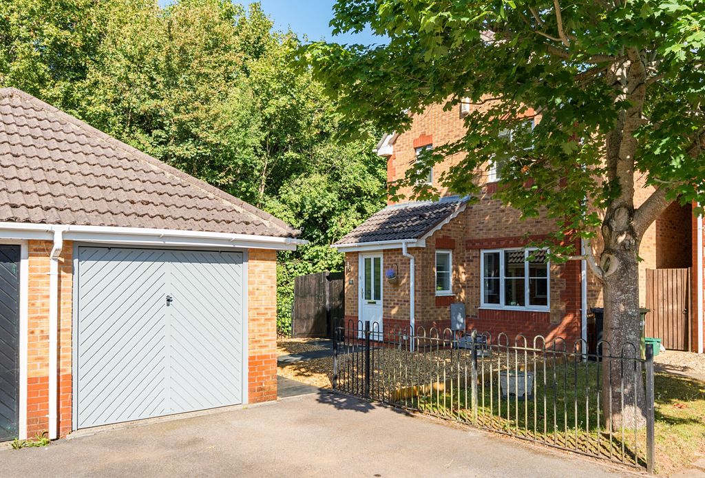 Property photo 2 of 18 1312170-19-686E9B...