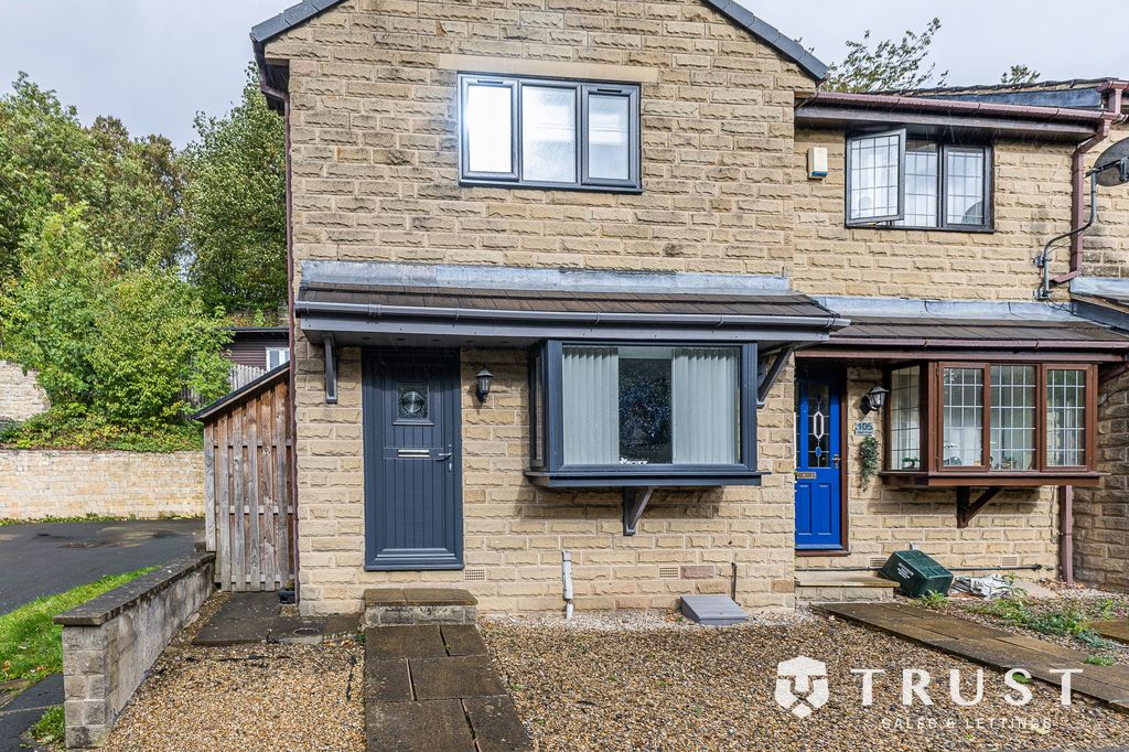 Property photo 1 of 32