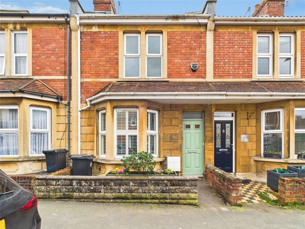 Property photo 2 of 29 Picture No. 26