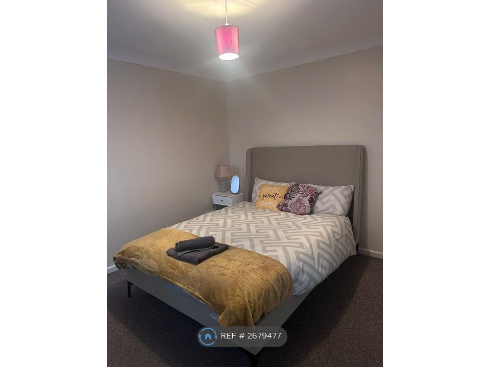 Property photo 2 of 4 Room B