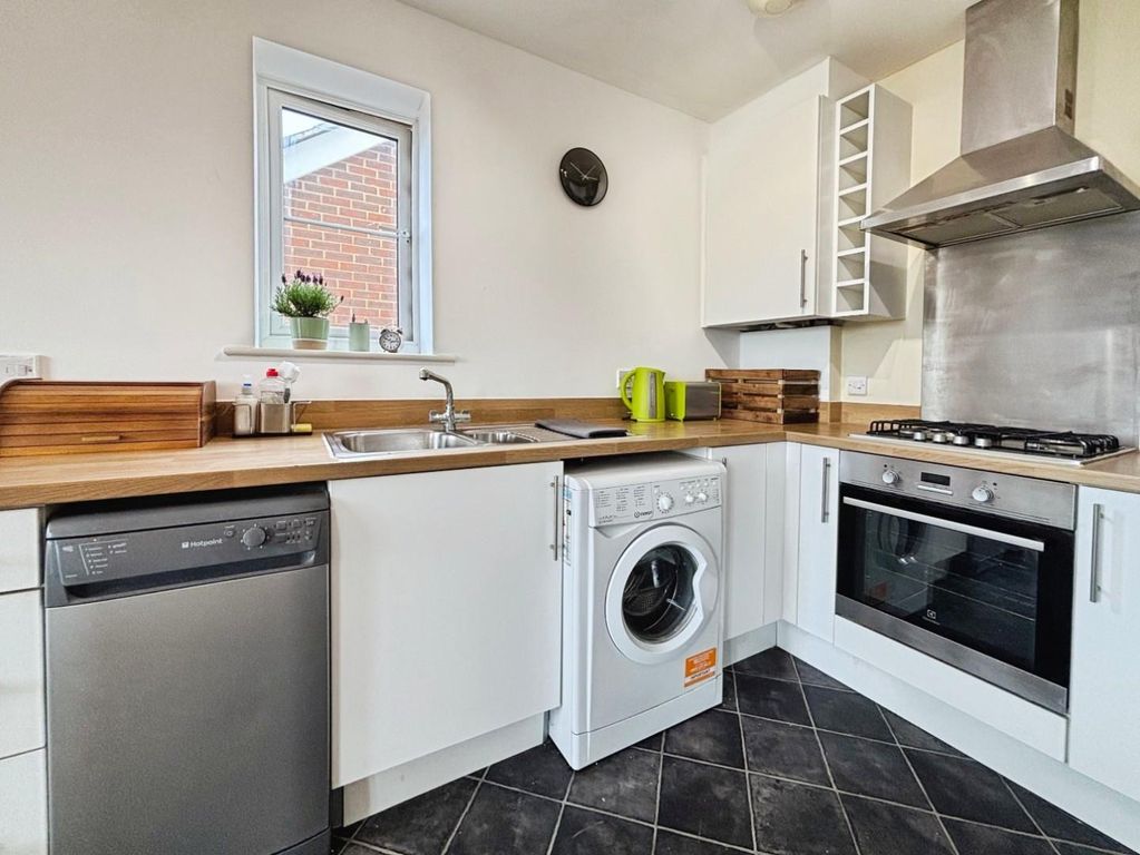 Property photo 3 of 15