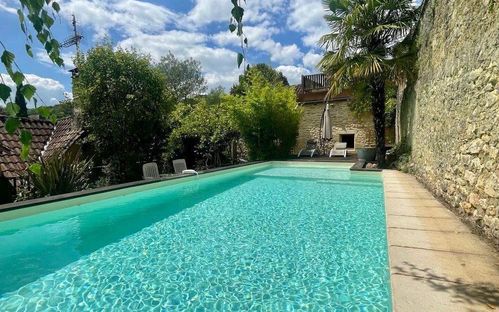 Property photo 2 of 27 Photo 2