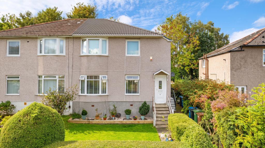 Property photo 1 of 32