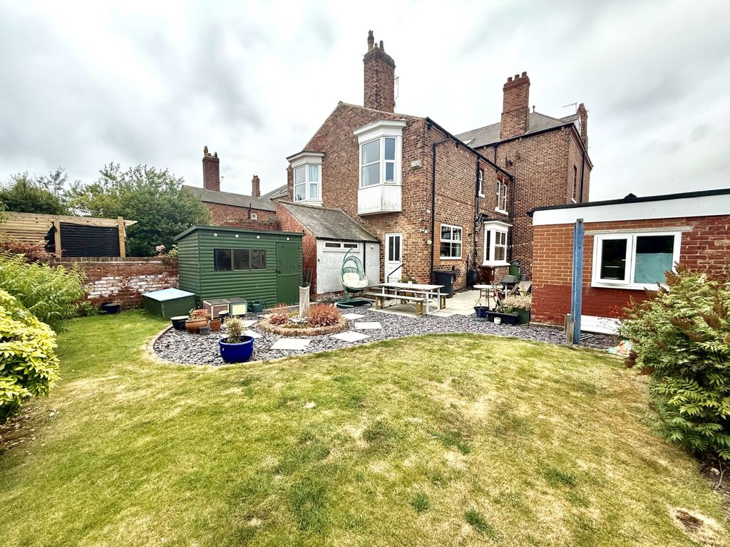 Property photo 2 of 18 Img_4440