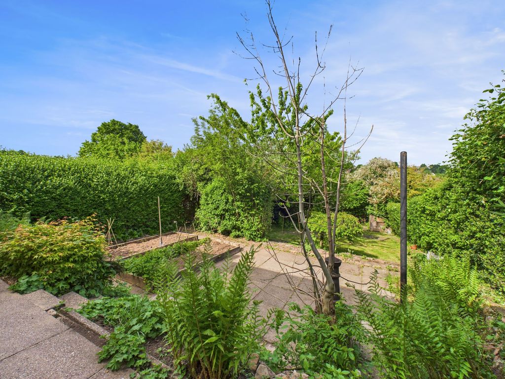Property photo 3 of 22 Garden