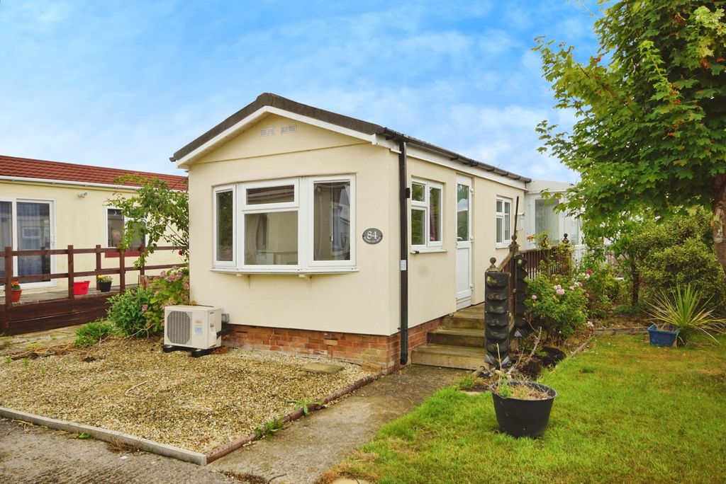 Property photo 1 of 17 Photo
