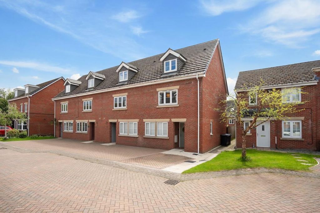 Property photo 1 of 22 Mztjv.Jpg