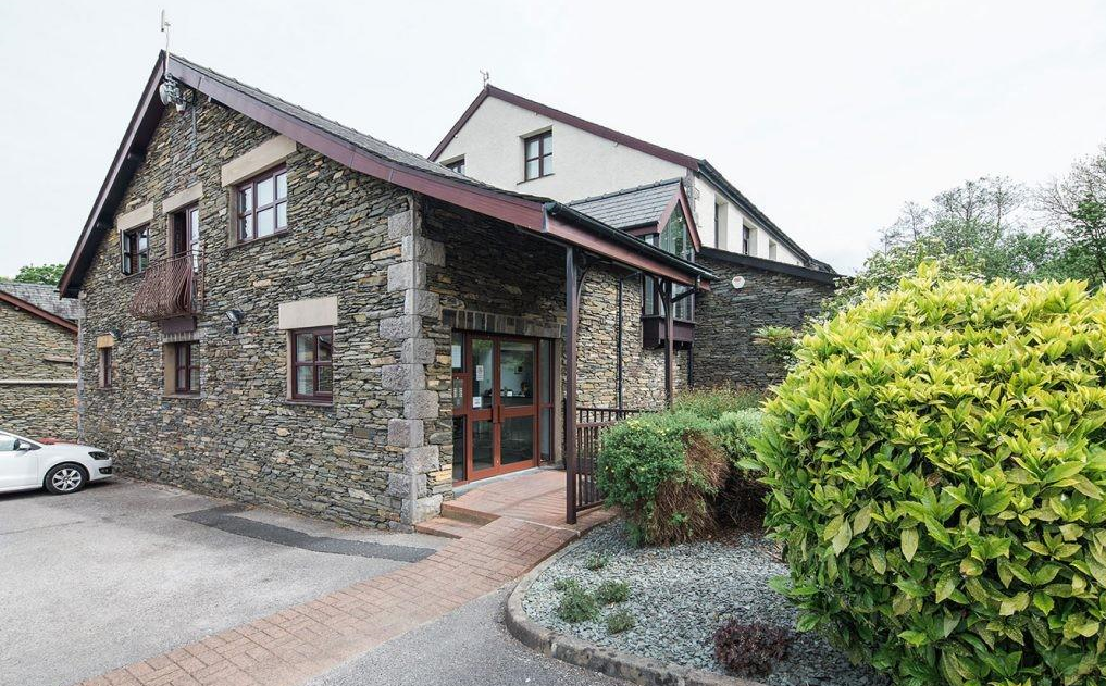 Property photo 1 of 3
