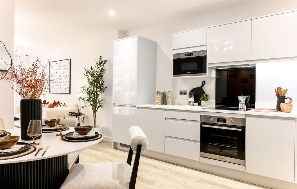 Property photo 3 of 12 Fairview New Homes - Zoopla -