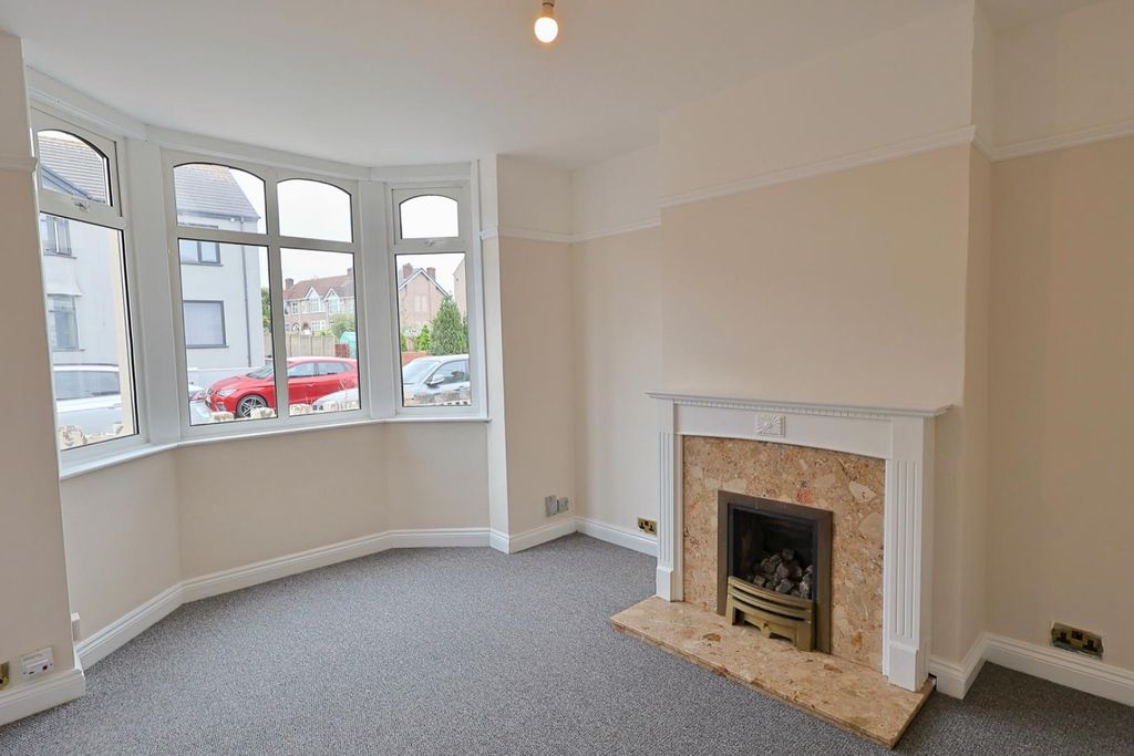 Property photo 2 of 9 Reception Room