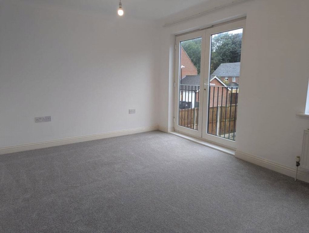 Property photo 3 of 7 Picture No. 04