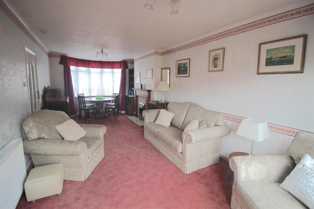 Property photo 3 of 12 Img_3447.Jpg