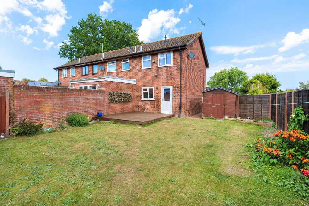 Property photo 2 of 13