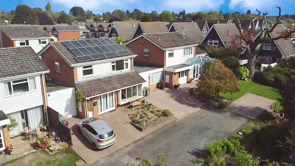 Property photo 1 of 34