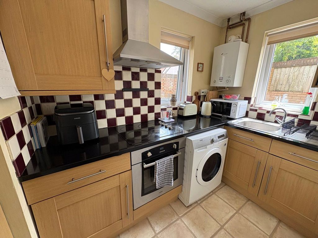 Property photo 2 of 10 Picture No. 06